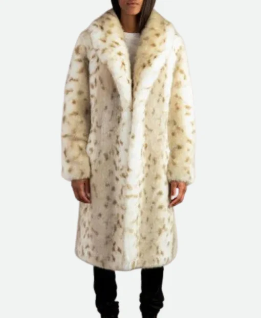 beth dutton white fur coat